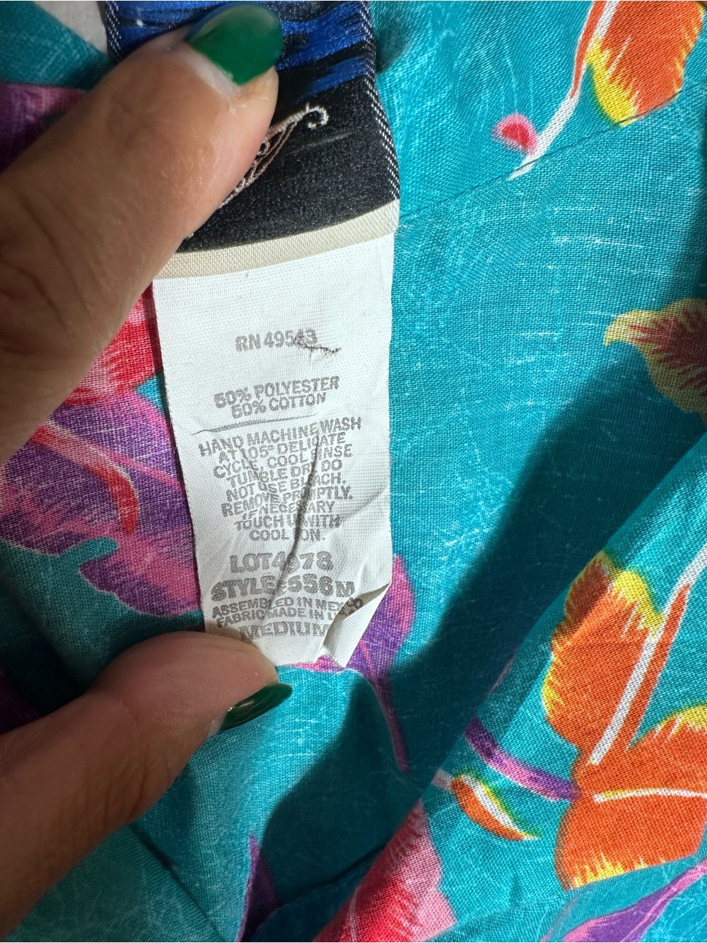 Vintage Turquoise Floral Short-Sleeve Camp Hawaiian Shirt - Picture 3 of 6